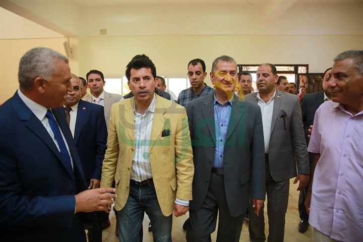 بالصور..وزير الرياضة ومحافظ كفرالشيخ يلتقيان بأعضاء مراكز الشباب بمصيف بلطيم بالصور..وزير الرياضة ومحافظ كفرالشيخ يلتقيان بأعضاء مراكز الشباب بمصيف بلطيم