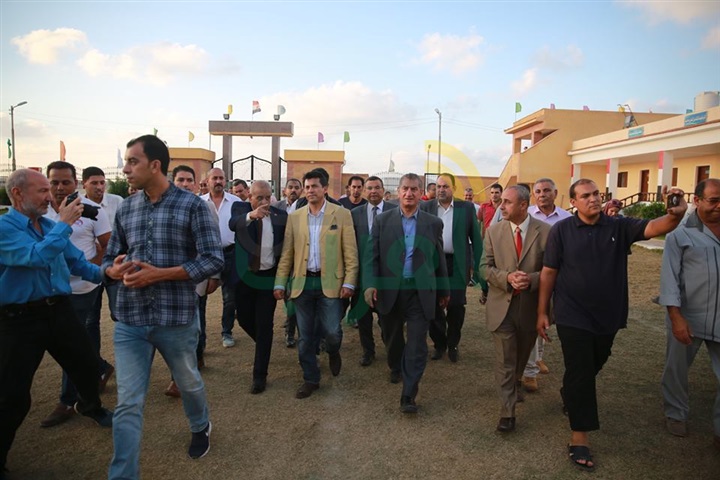 بالصور..وزير الرياضة ومحافظ كفرالشيخ يلتقيان بأعضاء مراكز الشباب بمصيف بلطيم بالصور..وزير الرياضة ومحافظ كفرالشيخ يلتقيان بأعضاء مراكز الشباب بمصيف بلطيم