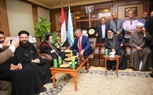 محافظ كفر الشيخ يستقبل وفد الكنيسة للتهنئة بالعيد