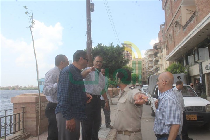 بالصور.. حملة لرفع إشغالات المقاهي المخالفة بشوارع دسوق