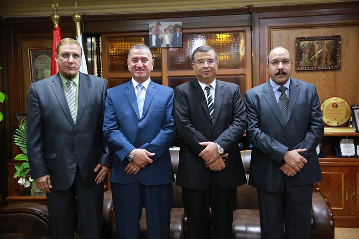 بالصور.. محافظ كفر الشيخ يمنح مصنع سخا للألبان "قلبة الحياة" بتكلفة 300 مليون جنيه