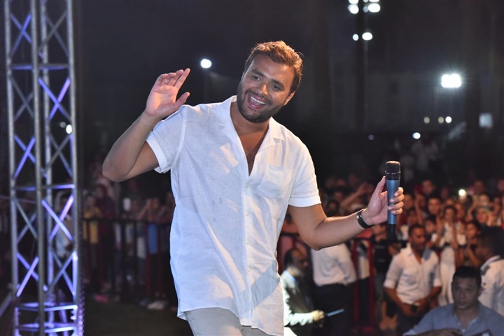 بالصور .. رامي صبري يختتم صيف الاسكندرية بحفل جماهيري داخل نادي ريو بالصور .. رامي صبري يختتم صيف الاسكندرية بحفل جماهيري داخل نادي ريو