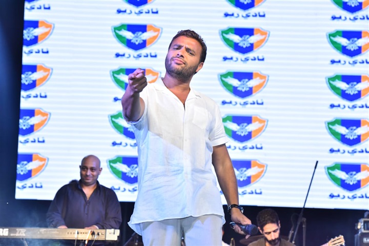 بالصور .. رامي صبري يختتم صيف الاسكندرية بحفل جماهيري داخل نادي ريو بالصور .. رامي صبري يختتم صيف الاسكندرية بحفل جماهيري داخل نادي ريو
