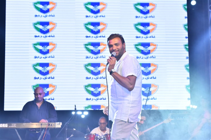 بالصور .. رامي صبري يختتم صيف الاسكندرية بحفل جماهيري داخل نادي ريو بالصور .. رامي صبري يختتم صيف الاسكندرية بحفل جماهيري داخل نادي ريو
