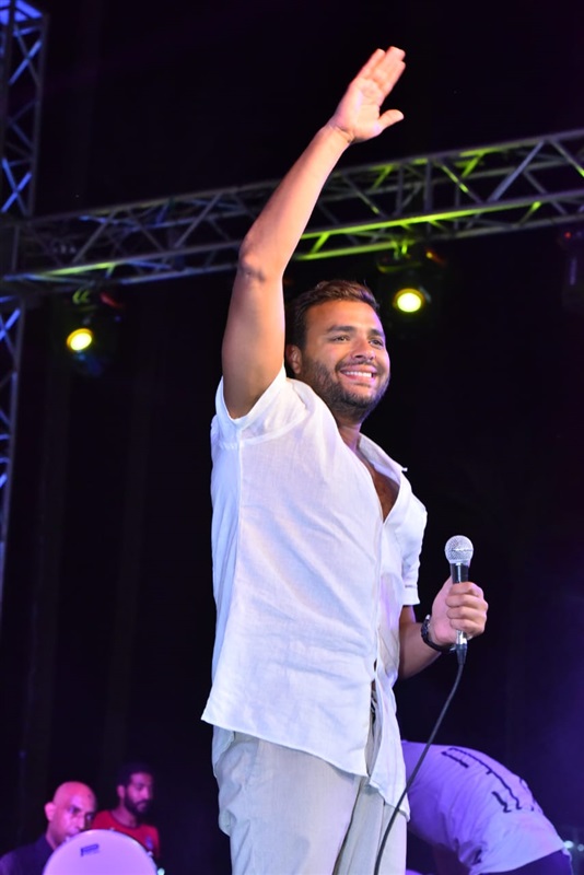 بالصور .. رامي صبري يختتم صيف الاسكندرية بحفل جماهيري داخل نادي ريو بالصور .. رامي صبري يختتم صيف الاسكندرية بحفل جماهيري داخل نادي ريو