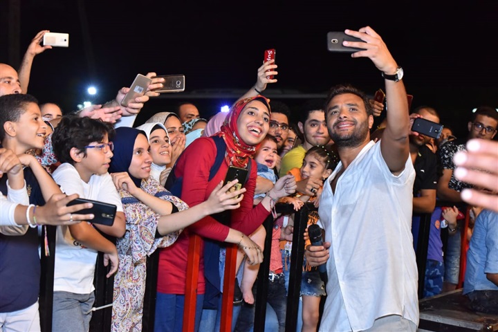 بالصور .. رامي صبري يختتم صيف الاسكندرية بحفل جماهيري داخل نادي ريو بالصور .. رامي صبري يختتم صيف الاسكندرية بحفل جماهيري داخل نادي ريو