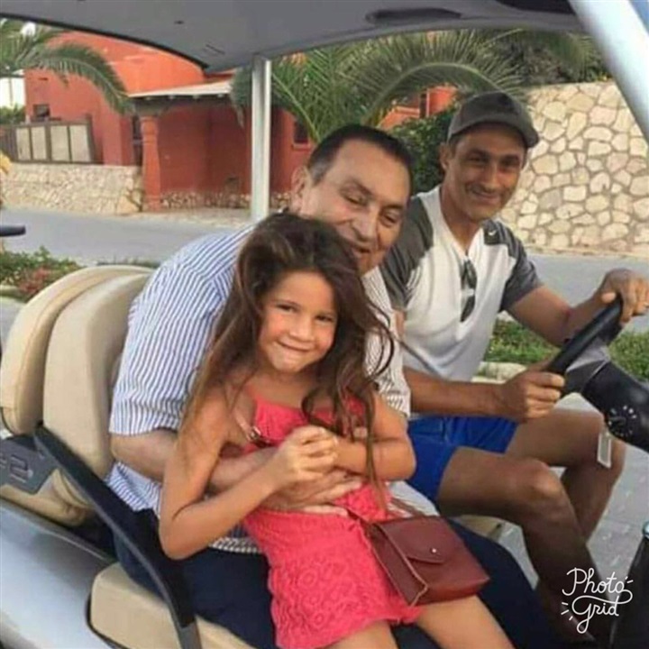 شاهد.. صور حديثة لـ"مبارك" تصدم محبيه شاهد.. صور حديثة لـ"مبارك" تصدم محبيه