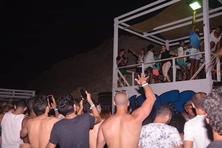 بالصور.. زياد برجي وبوسي يتألقان في ختام صيف "Vibes" بالساحل الشمالي     
