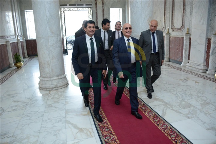 تعاون بين القطاعين الحكومي والخاص لتنفيذ مشروع "المنظومة الإلكترونية لحجز تذاكر دخول الاستادات" تعاون بين القطاعين الحكومي والخاص لتنفيذ مشروع "المنظومة الإلكترونية لحجز تذاكر دخول الاستادات"