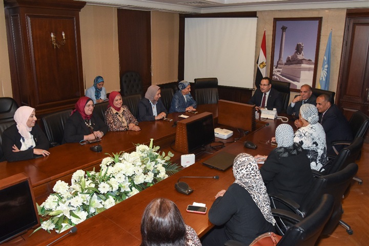 محافظ الإسكندرية يناقش مع المجلس القومي للمرأة سبل التعاون لتنمية المجتمع السكندري