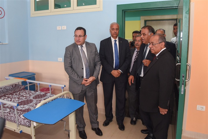 محافظ الإسكندرية ورئيس الجامعة يفتتحان وحدة الأمراض النفسية والعصبية بمستشفى الشاطبي الجامعي