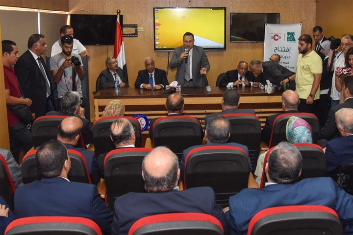 محافظ الإسكندرية ورئيس الجامعة يفتتحان وحدة الأمراض النفسية والعصبية بمستشفى الشاطبي الجامعي