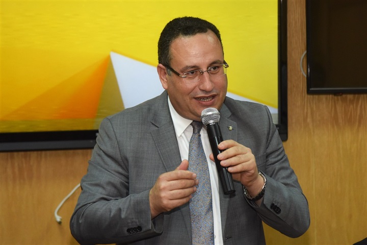 محافظ الإسكندرية ورئيس الجامعة يفتتحان وحدة الأمراض النفسية والعصبية بمستشفى الشاطبي الجامعي
