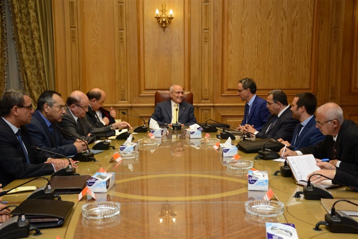 "العصار" يستقبل شركة"ABC"  البلجيكية لمناقشة سبل التعاون المشترك في مجال تطوير قطاع السكك الحديدية