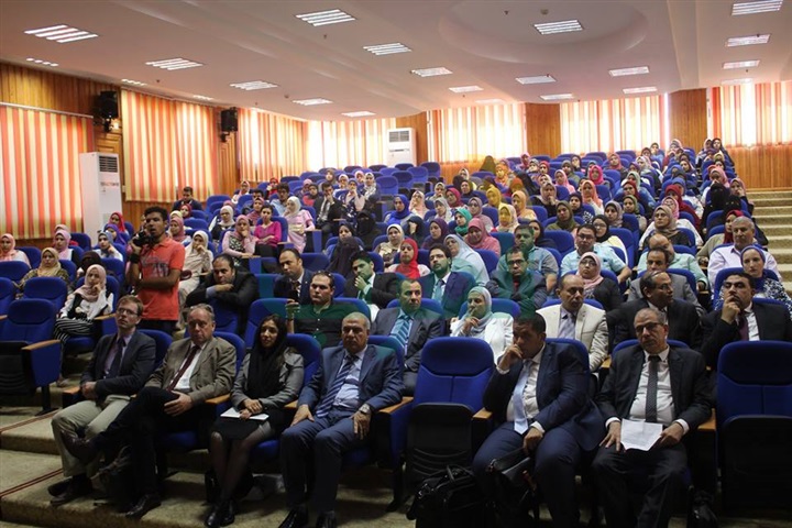 بالصور.. مؤتمر طبي بجامعة كفر الشيخ للكشف عن علاج جديد لتكيس المبايض لدي السيدات