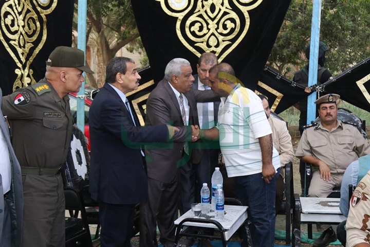شاهد..جنازة شهيد سيناء تتحول إلي مظاهرة ضد الإرهاب بكفر الشيخ