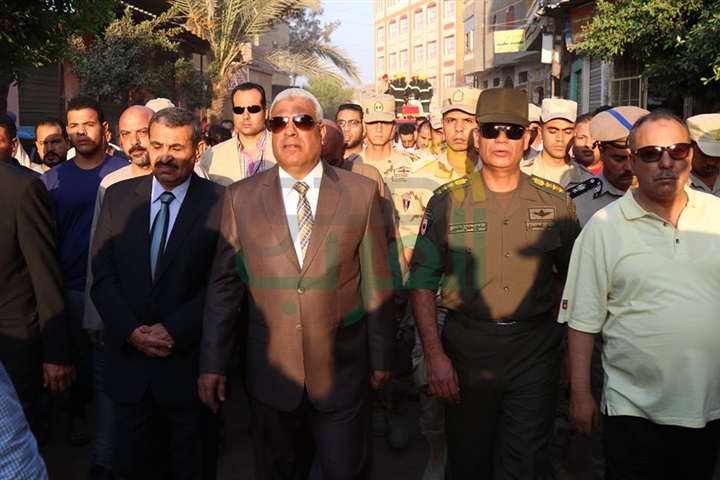 شاهد..جنازة شهيد سيناء تتحول إلي مظاهرة ضد الإرهاب بكفر الشيخ
