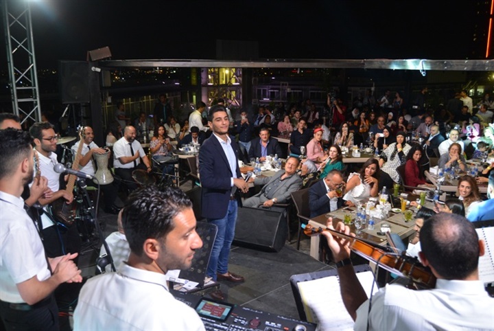محمد عساف يفتتح مطعم بيت حليمة في الأردن محمد عساف يفتتح مطعم بيت حليمة في الأردن