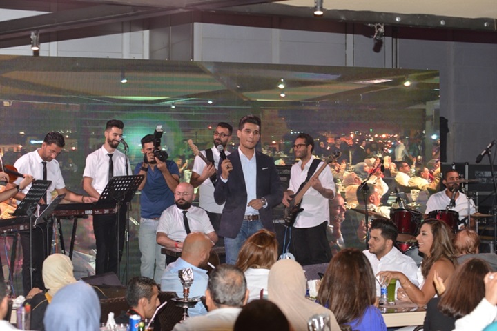 محمد عساف يفتتح مطعم بيت حليمة في الأردن محمد عساف يفتتح مطعم بيت حليمة في الأردن