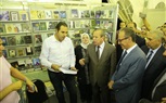 شاهد.. محافظ كفر الشيخ ورئيس الهيئة المصرية للكتاب يتفقدان المعرض الثانى للكتاب بحديقة صنعاء