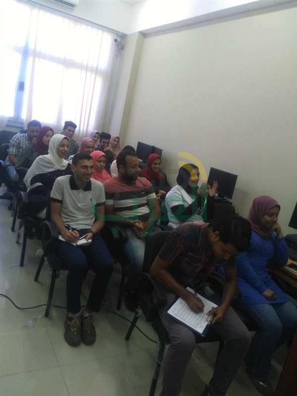 بالصور..سفارة المعرفة بجامعة كفر الشيخ تنظم ندوة عن "الحفاظ علي الهوية الوطنية"