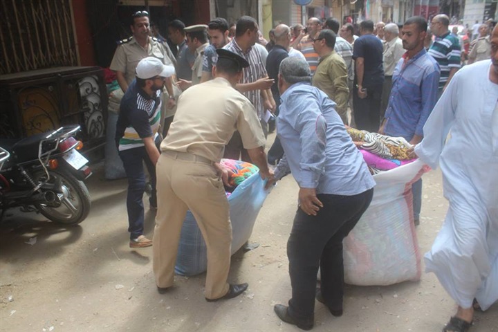 بالصور.. غلق مخبزين وتنفيذ 370 حالة إزالة إشغالات فى دسوق