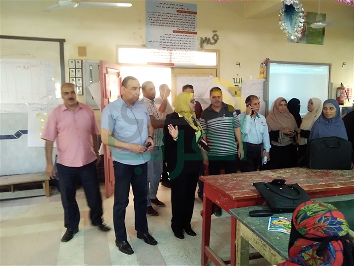 بالصور...سكرتير مساعد كفر الشيخ يفاجئ عدد من المدارس للتأكد من جاهزيتها