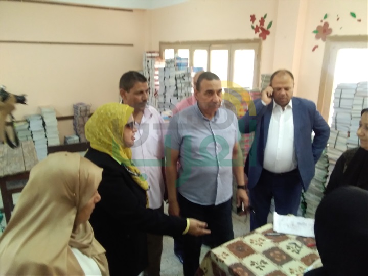 بالصور...سكرتير مساعد كفر الشيخ يفاجئ عدد من المدارس للتأكد من جاهزيتها