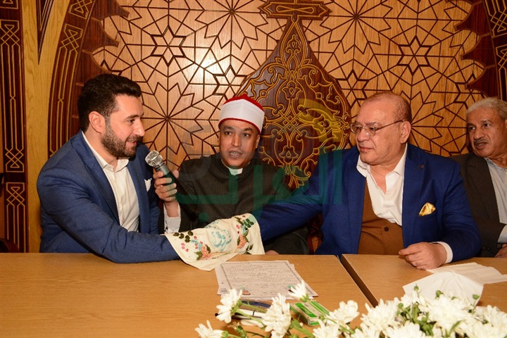 بالصور.. نجوم الفن يحتفلون بعقد قران ابنة صلاح عبد الله بالصور.. نجوم الفن يحتفلون بعقد قران ابنة صلاح عبد الله