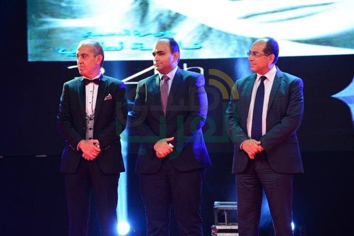 بالصور.. تكريم النجوم بحفل ختام مهرجان الإسكندرية السينمائي بالصور.. تكريم النجوم بحفل ختام مهرجان الإسكندرية السينمائي