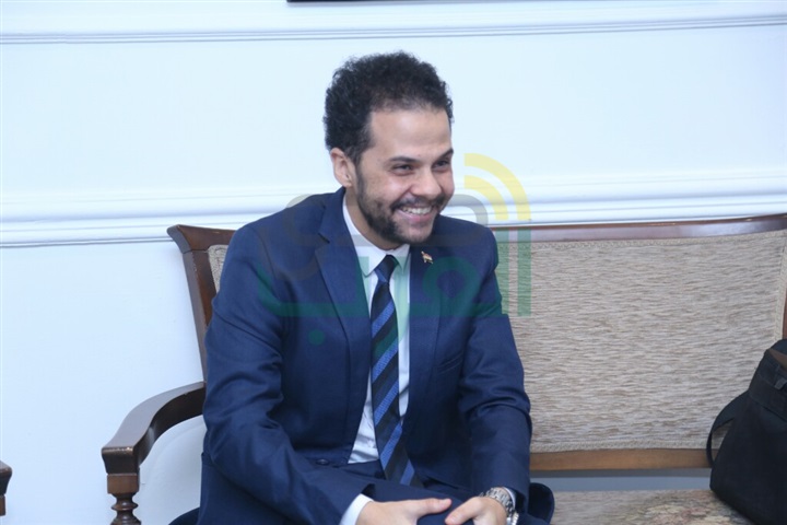 بالصور.. الغرباوى يكرم سميرة عبد العزيز بمهرجان "المسرح الحر" بالصور.. الغرباوى يكرم سميرة عبد العزيز بمهرجان "المسرح الحر"