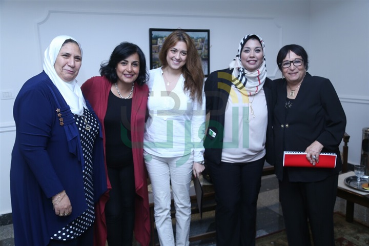 بالصور.. الغرباوى يكرم سميرة عبد العزيز بمهرجان "المسرح الحر" بالصور.. الغرباوى يكرم سميرة عبد العزيز بمهرجان "المسرح الحر"
