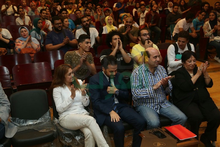 بالصور.. الغرباوى يكرم سميرة عبد العزيز بمهرجان "المسرح الحر" بالصور.. الغرباوى يكرم سميرة عبد العزيز بمهرجان "المسرح الحر"