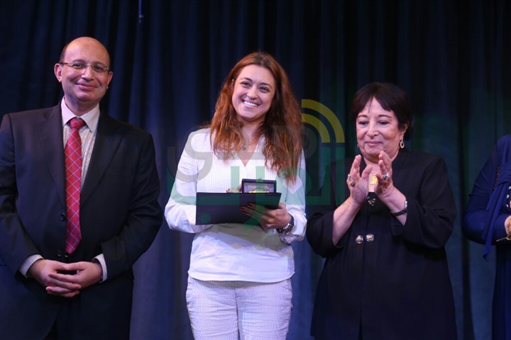 بالصور.. الغرباوى يكرم سميرة عبد العزيز بمهرجان "المسرح الحر" بالصور.. الغرباوى يكرم سميرة عبد العزيز بمهرجان "المسرح الحر"