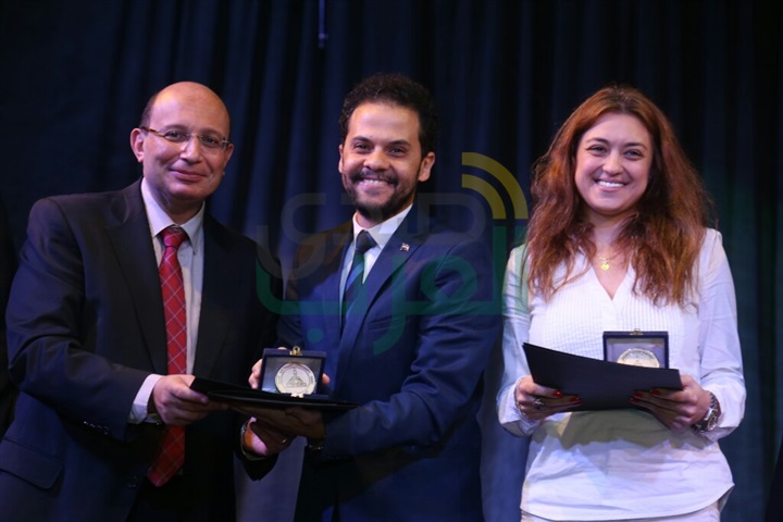 بالصور.. الغرباوى يكرم سميرة عبد العزيز بمهرجان "المسرح الحر" بالصور.. الغرباوى يكرم سميرة عبد العزيز بمهرجان "المسرح الحر"