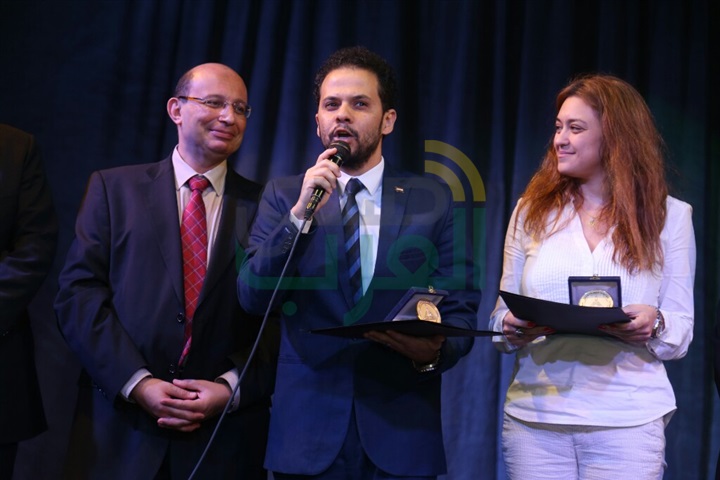 بالصور.. الغرباوى يكرم سميرة عبد العزيز بمهرجان "المسرح الحر" بالصور.. الغرباوى يكرم سميرة عبد العزيز بمهرجان "المسرح الحر"