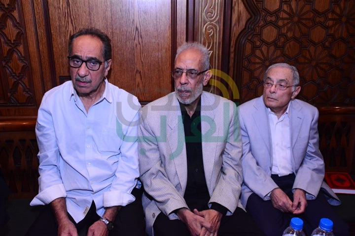 بالصور .. نجوم الفن في عزاء أحمد عبد الوارث بالصور .. نجوم الفن في عزاء أحمد عبد الوارث