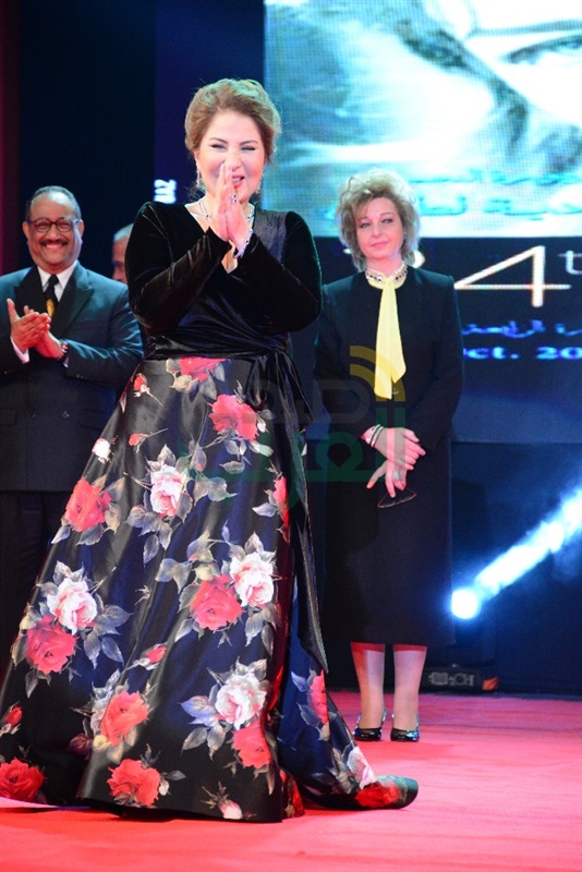 بالصور.. تكريم النجوم بحفل ختام مهرجان الإسكندرية السينمائي بالصور.. تكريم النجوم بحفل ختام مهرجان الإسكندرية السينمائي