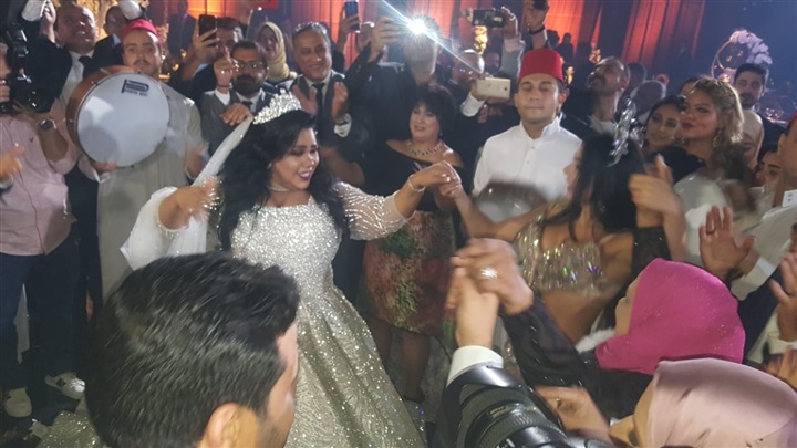 بالصور.. حفل زفاف شيماء سيف على المنتج محمد كرتر بالصور.. حفل زفاف شيماء سيف على المنتج محمد كرتر