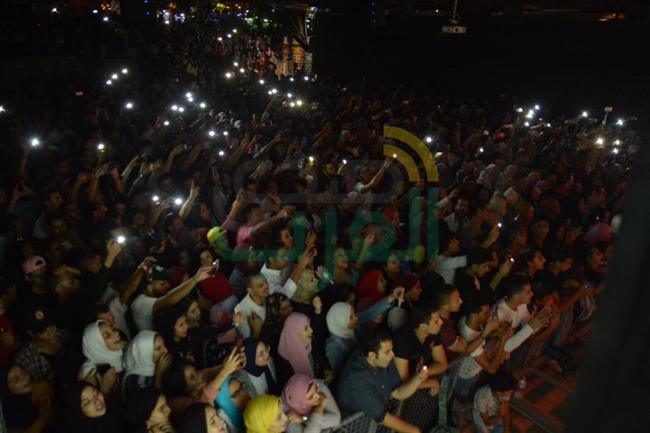 بالصور.. أدهم سليمان يرفع شعار كامل العدد بـ" ياسمرا " في ساقية الصاوي بالصور.. أدهم سليمان يرفع شعار كامل العدد بـ" ياسمرا " في ساقية الصاوي