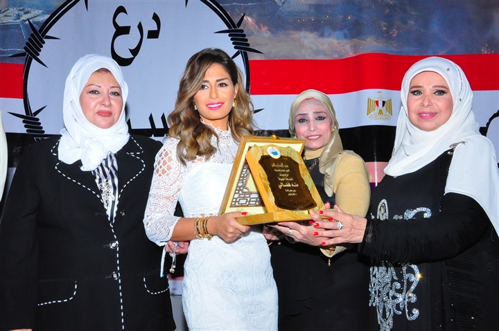 بالصور.. تكريم أبطال أكتوبر ورموز الفن فى حفل مجلس الإعلاميين الدوليين بالصور.. تكريم أبطال أكتوبر ورموز الفن فى حفل مجلس الإعلاميين الدوليين