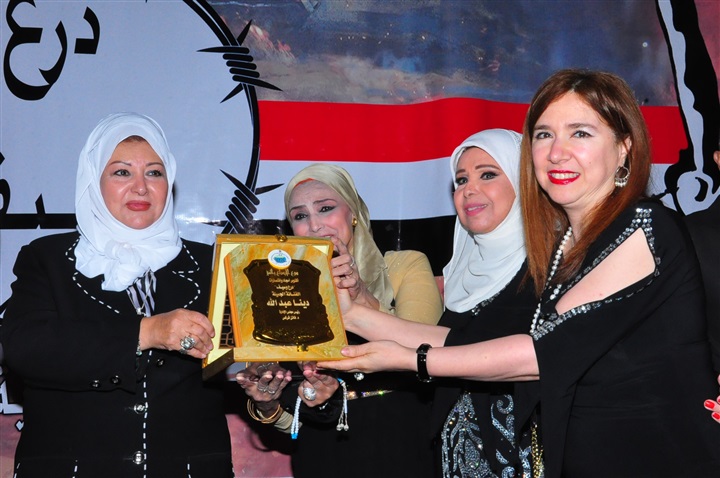 بالصور.. تكريم أبطال أكتوبر ورموز الفن فى حفل مجلس الإعلاميين الدوليين بالصور.. تكريم أبطال أكتوبر ورموز الفن فى حفل مجلس الإعلاميين الدوليين