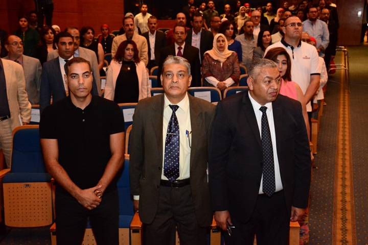 بالصور.. الشيخ و مفيد فوزي وبيبو" يشاركون في مؤتمر "تحدي التغيير" بالصور.. الشيخ و مفيد فوزي وبيبو" يشاركون في مؤتمر "تحدي التغيير"