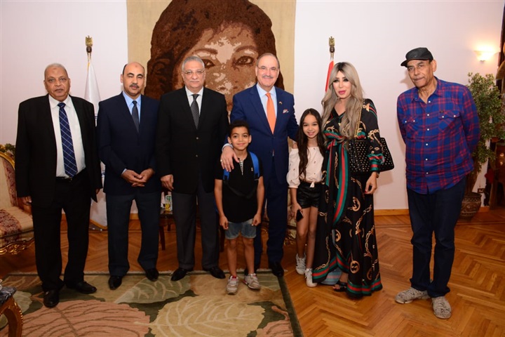 بالصور.. الشيخ و مفيد فوزي وبيبو" يشاركون في مؤتمر "تحدي التغيير" بالصور.. الشيخ و مفيد فوزي وبيبو" يشاركون في مؤتمر "تحدي التغيير"