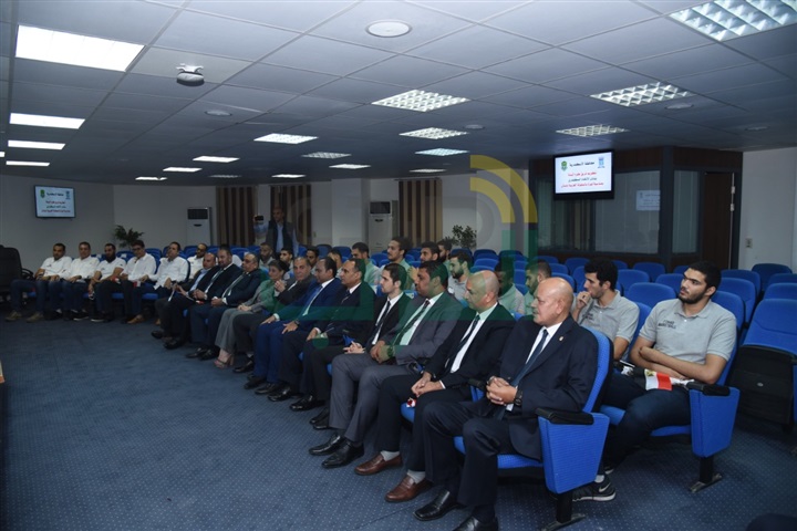 محافظ الإسكندرية يكرم لاعبي فريق كرة السلة بنادي الإتحاد السكندري لفوزه في البطولة العربية بلبنان