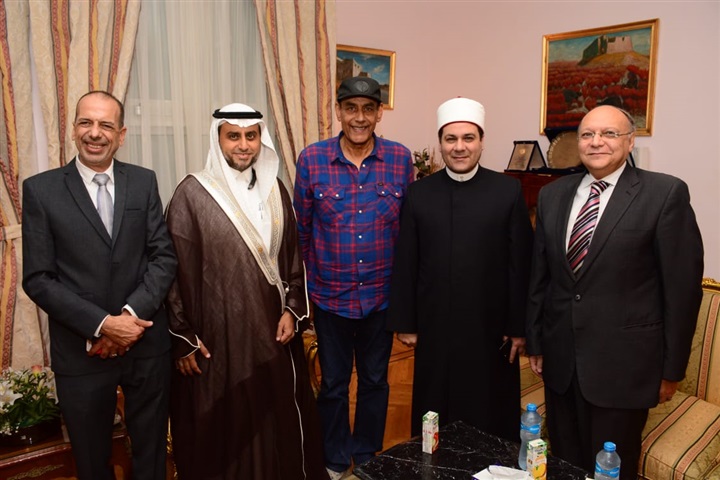 بالصور.. الشيخ و مفيد فوزي وبيبو" يشاركون في مؤتمر "تحدي التغيير" بالصور.. الشيخ و مفيد فوزي وبيبو" يشاركون في مؤتمر "تحدي التغيير"