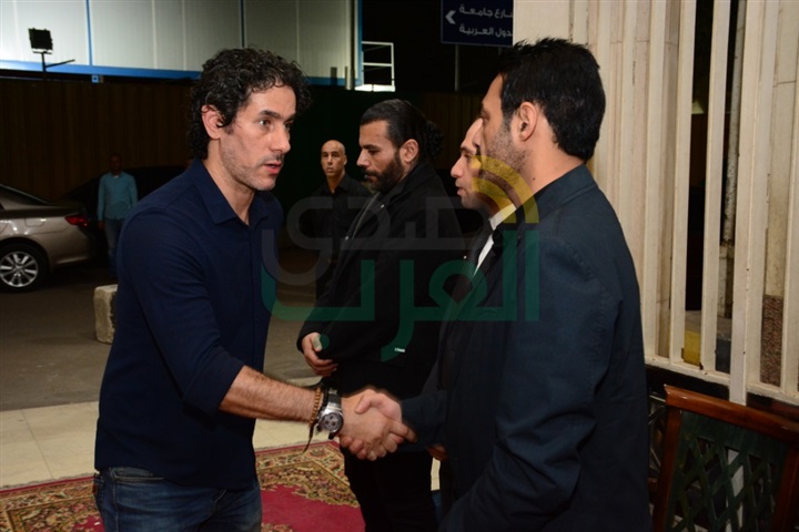 بالصور.. نجوم الفن يتوافدون على عزاء "بدر تيسير" بالصور.. نجوم الفن يتوافدون على عزاء "بدر تيسير"