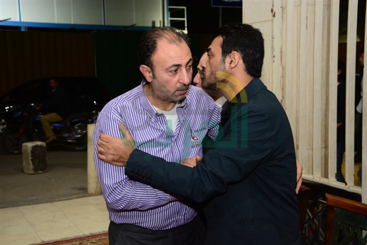 بالصور.. نجوم الفن يتوافدون على عزاء "بدر تيسير" بالصور.. نجوم الفن يتوافدون على عزاء "بدر تيسير"