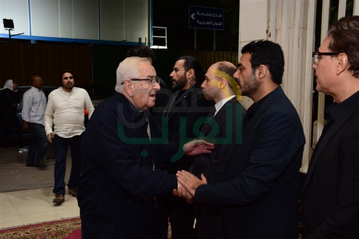 بالصور.. نجوم الفن يتوافدون على عزاء "بدر تيسير" بالصور.. نجوم الفن يتوافدون على عزاء "بدر تيسير"