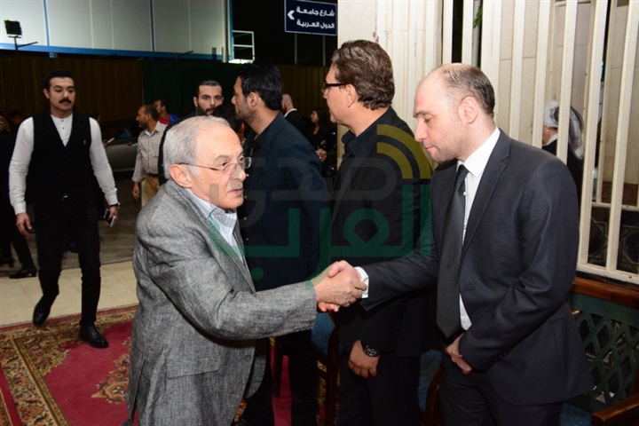بالصور.. نجوم الفن يتوافدون على عزاء "بدر تيسير" بالصور.. نجوم الفن يتوافدون على عزاء "بدر تيسير"
